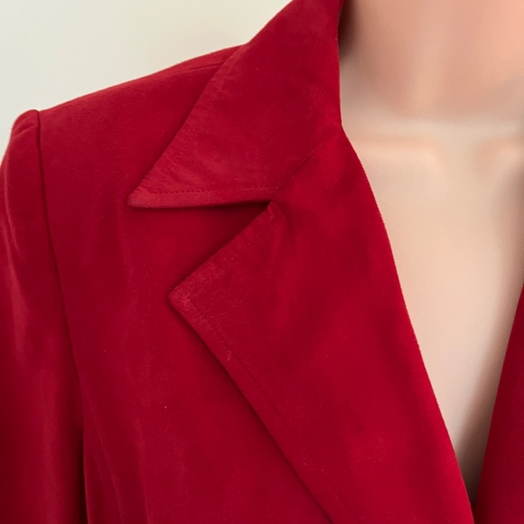 Cleo Red 3/4 length Jacket - Picture 6 of 12